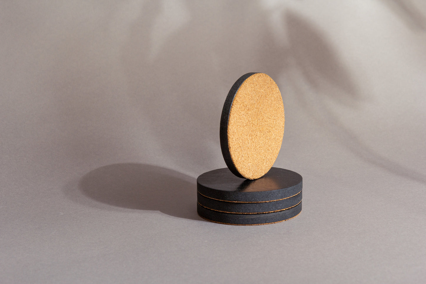 Biarritz - Tischuntersetzer aus Nero Assoluto mit Kork